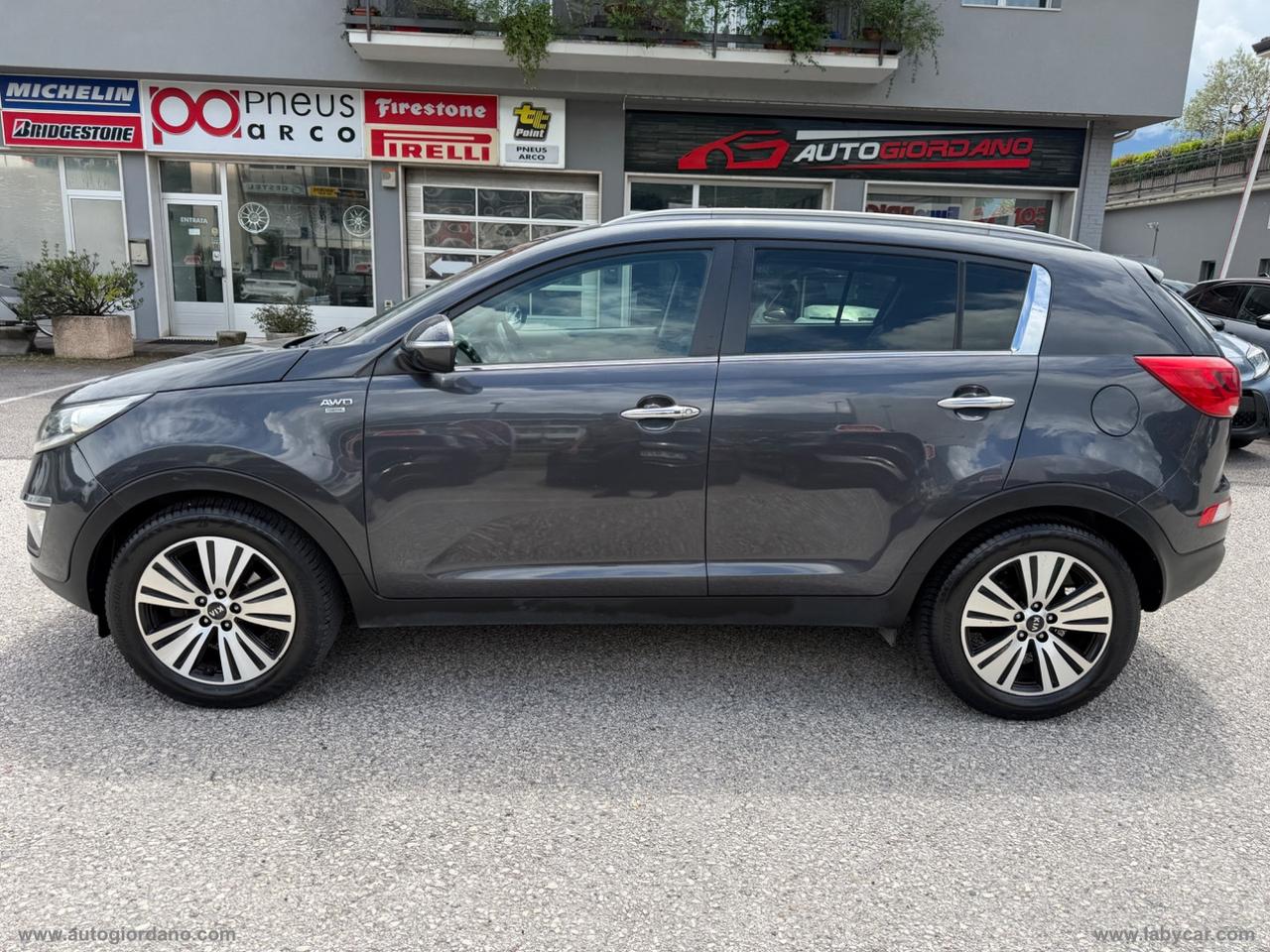KIA Sportage 2.0 CRDI AWD REBEL GANCIO TRAINO - 4X4