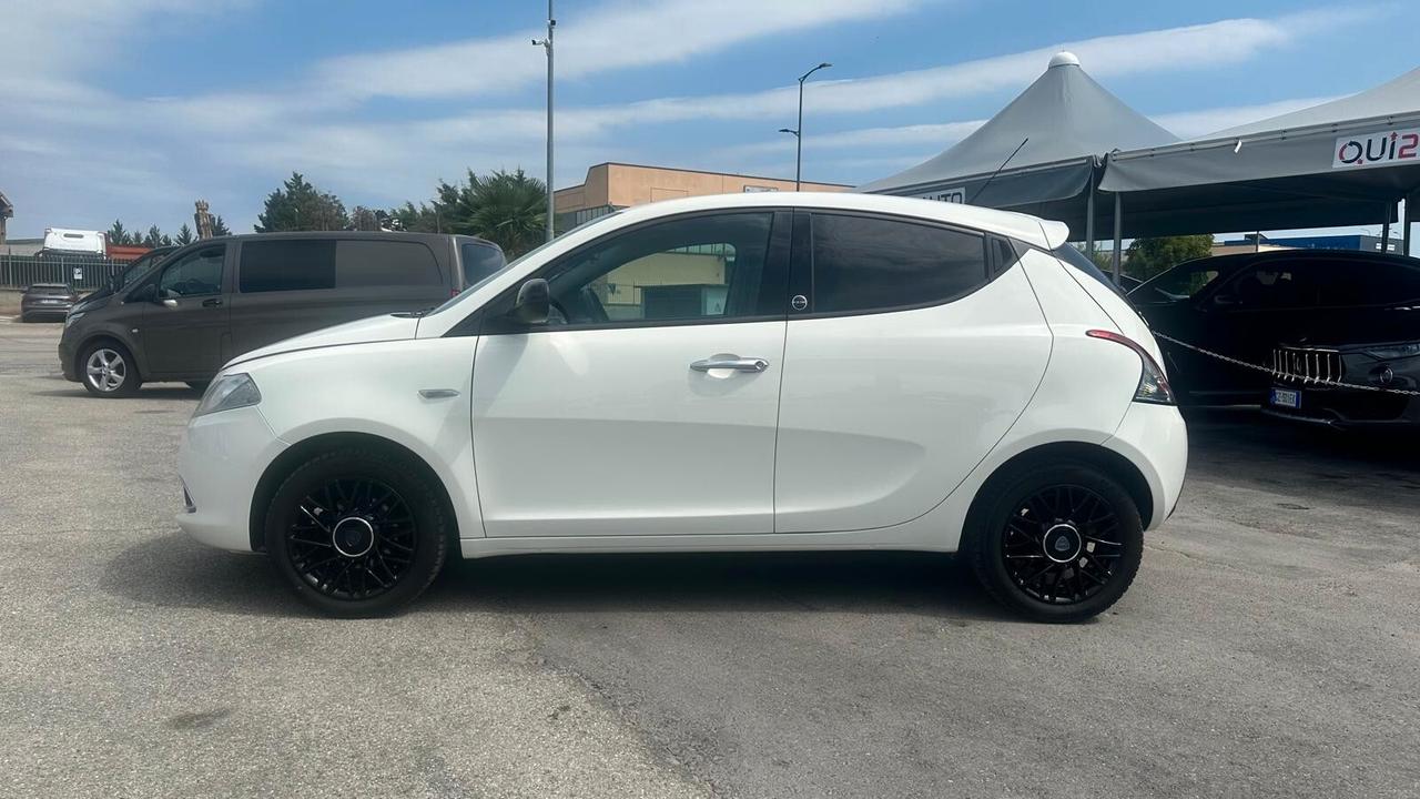 Lancia Ypsilon 1.4 Unyca Ecochic GPL KM CERTIFICATI UNICO PROPRIETARIO