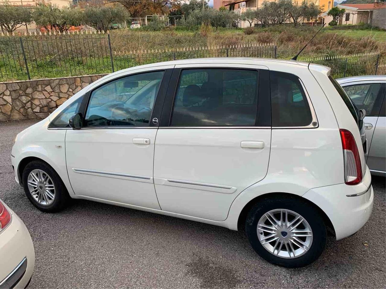 Lancia MUSA 1.4 Ecochic (GPL)