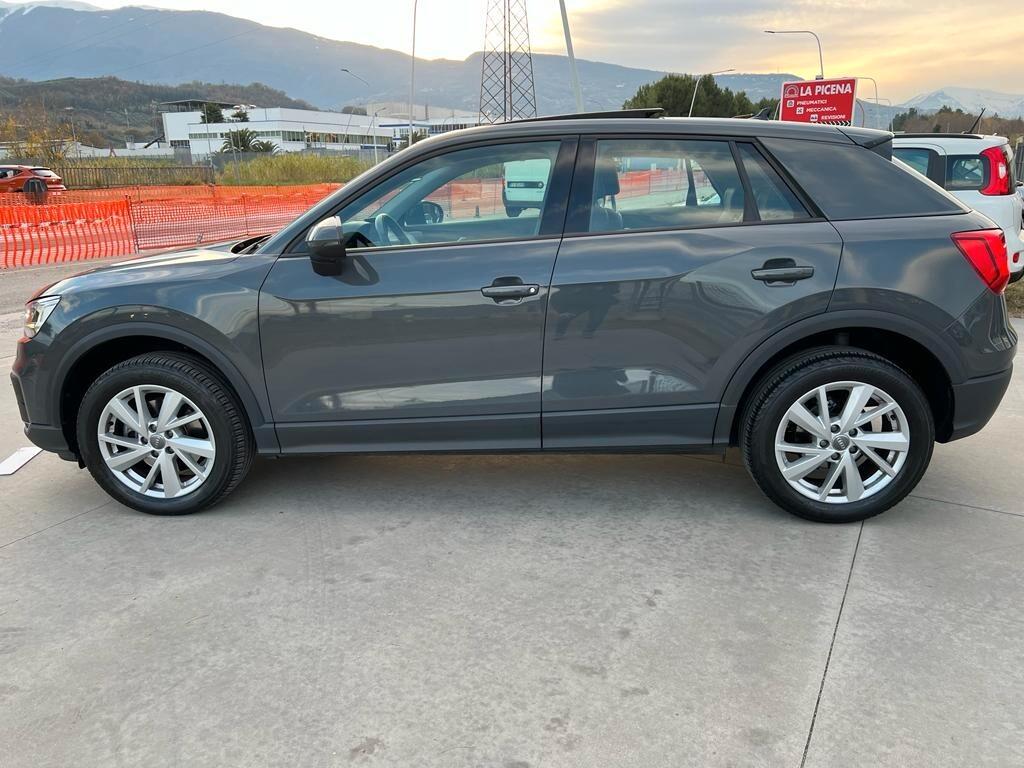 Audi Q2 30 TDI S tronic Business Design