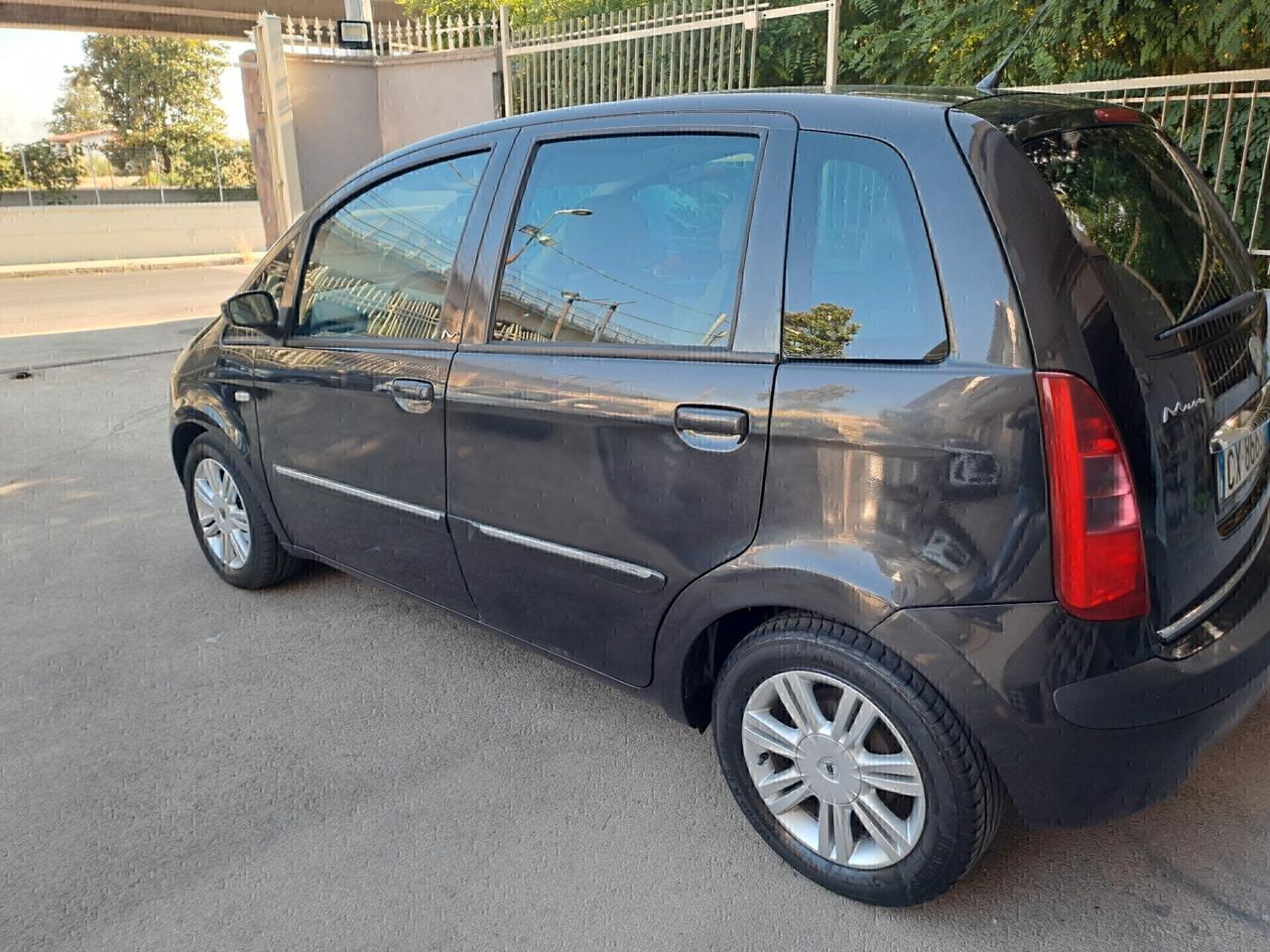 Lancia MUSA 1.9 Multijet Platino Plus