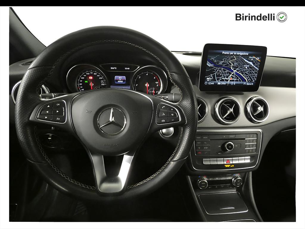 Mercedes-Benz GLA (X156) - GLA 200 d Automatic 4Matic Premium