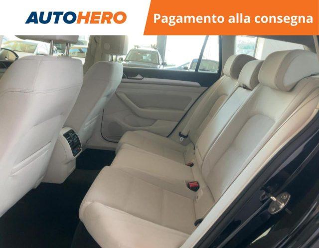 VOLKSWAGEN Passat Variant 2.0 TDI DSG Business BlueMotion Tech