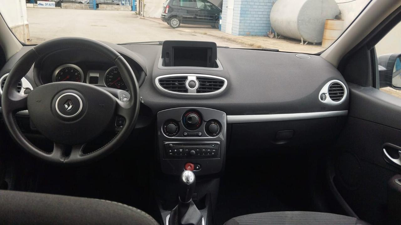 Renault Clio 1.2 16V 5 porte GPL Dynamique