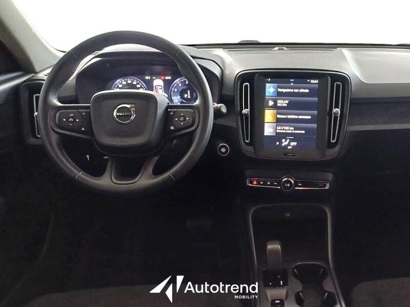 Volvo XC40 T2 129 CV Automatica LED Momentum Core N1 Autocarro