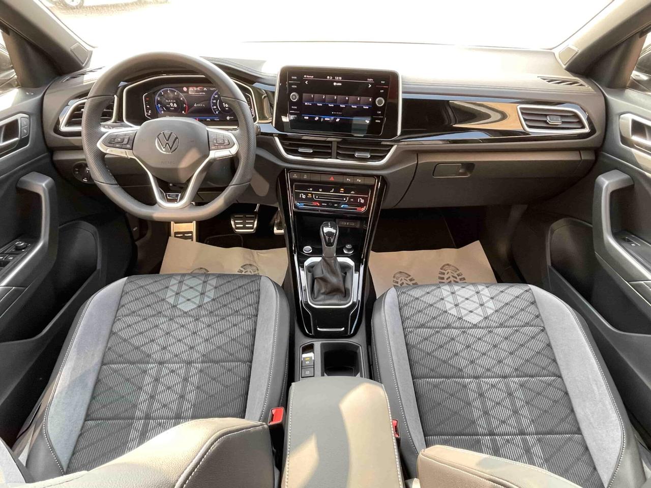 Volkswagen T-Roc 1.5 TSI ACT DSG R-Line KM.0