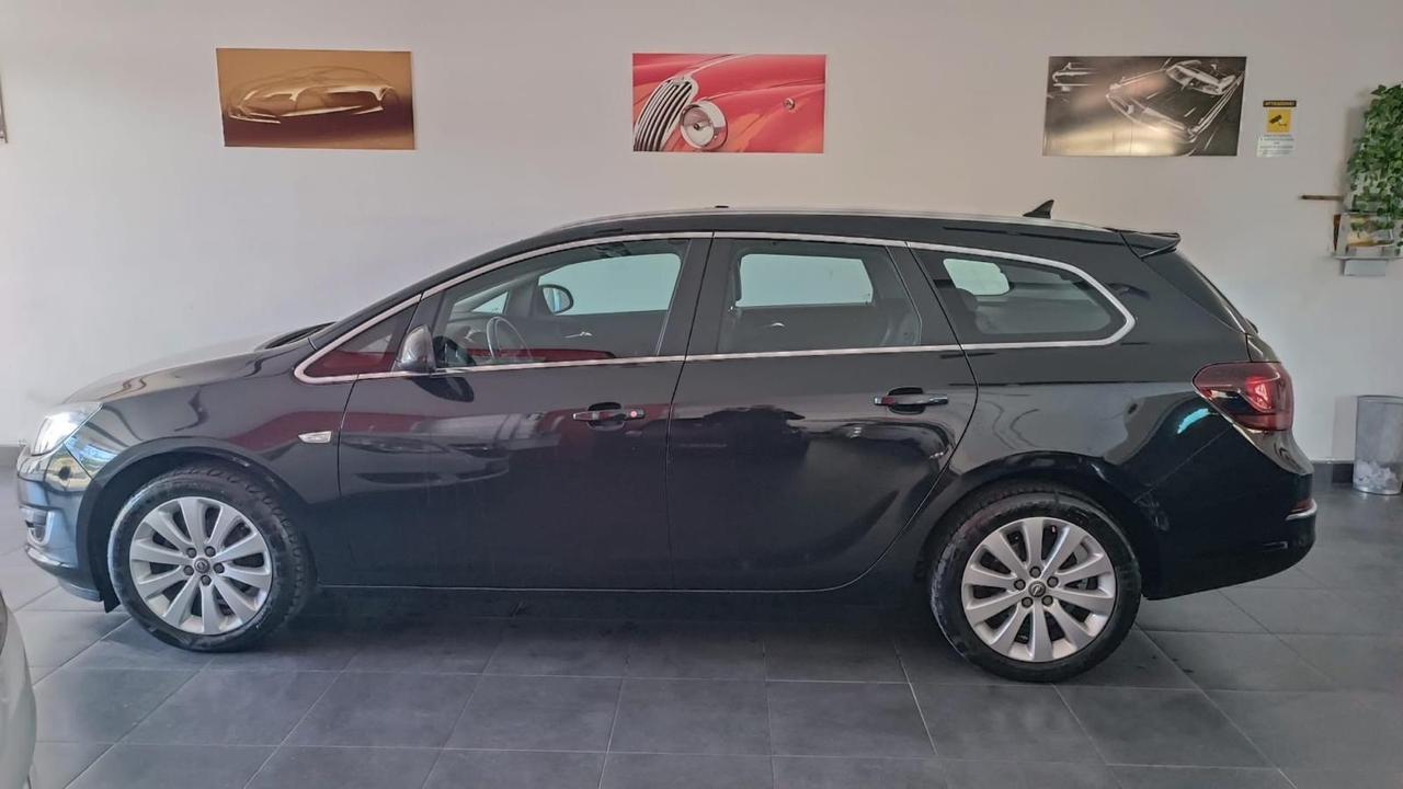 Opel Astra 1.4 Turbo 140CV Sports Tourer GPL Tech Elective