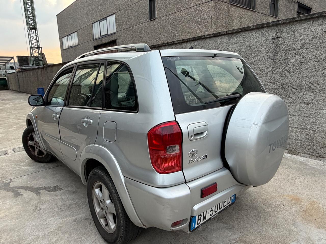 TOYOTA RAV4 2.0 16V BENZ-GPL 2032 4X4 UNI PROP