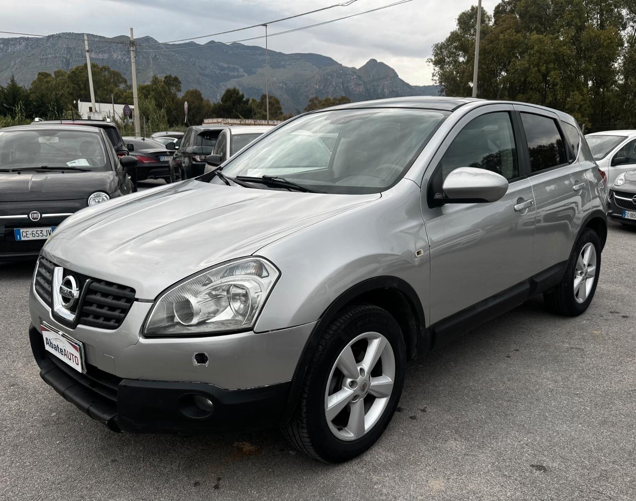 Nissan Qashqai 2.0 dCi DPF 4WD Tekna