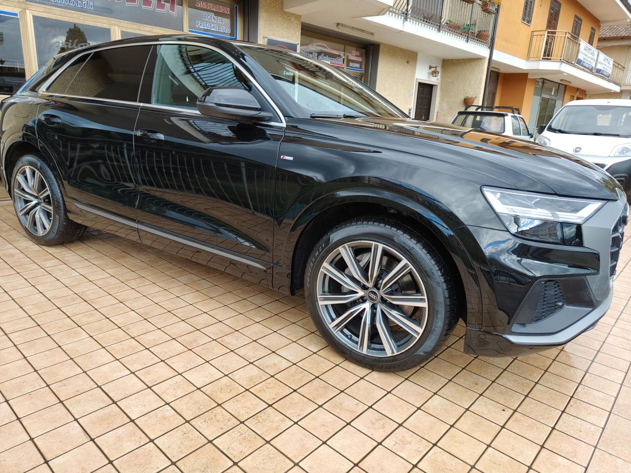 Audi Q8 45 TDI quattro tiptronic Sport