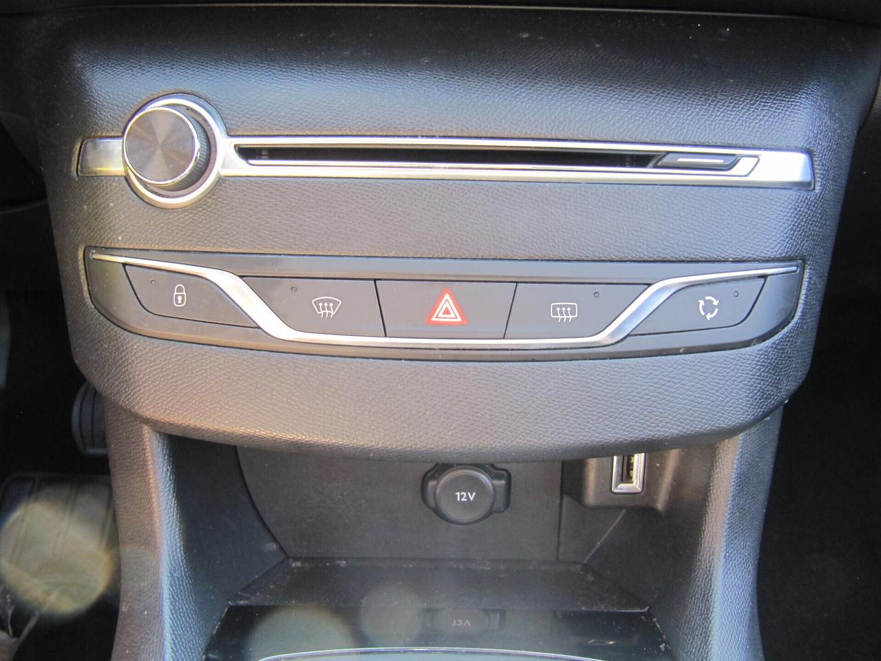 Peugeot 308 BlueHDi 130 S&S SW Allure