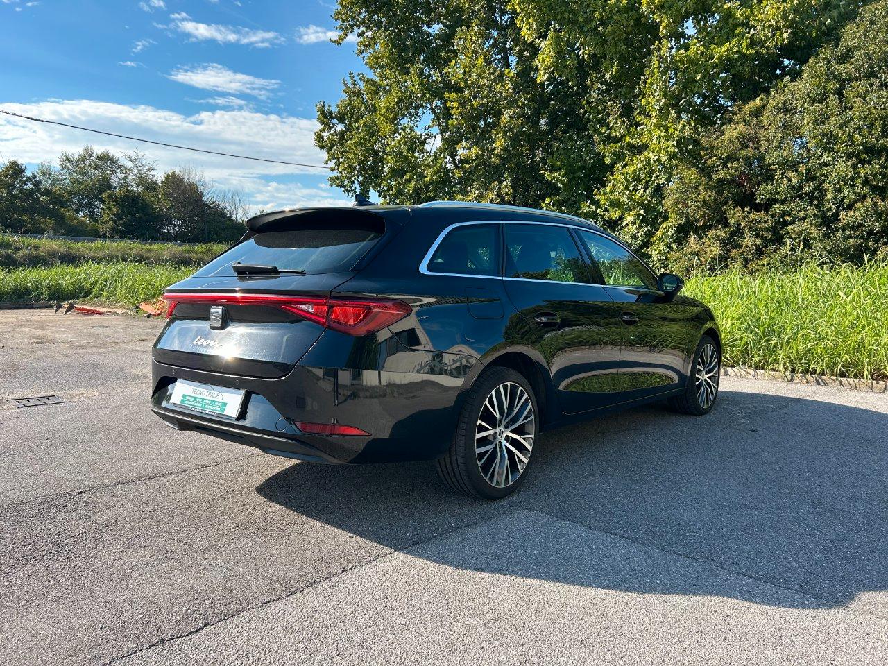 SEAT Leon Sportstourer 1.5 eTSI 150 CV DSG Xcellence