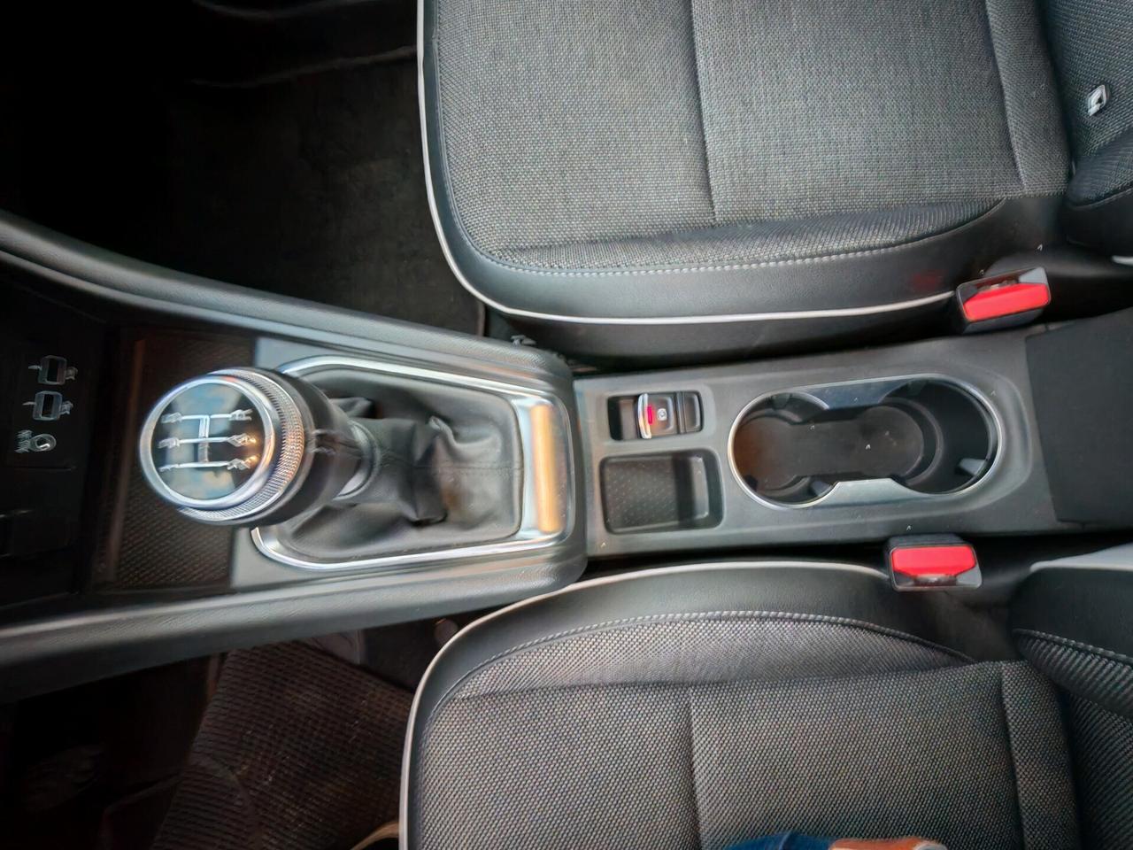 Renault Captur TCe 100 CV GPL Intens