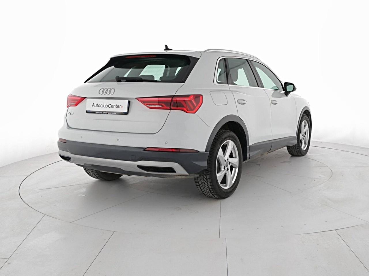 Audi Q3 35 2.0 tdi Business Advanced