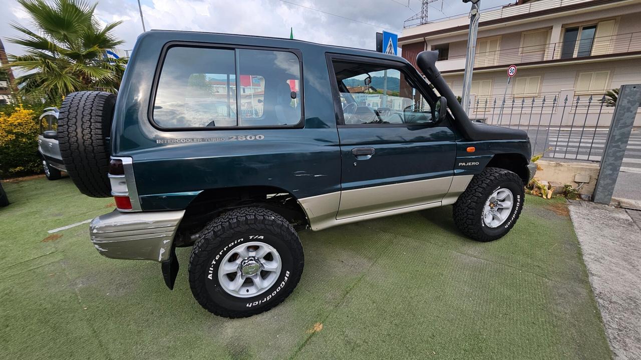 Mitsubishi Pajero 2.8 TDI Metal-top S.S. GLS Target