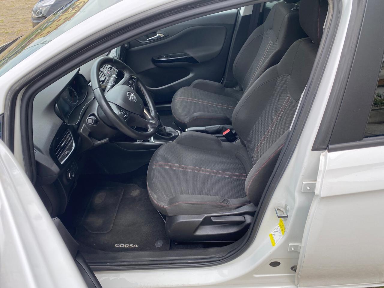 Opel Corsa 1.4 90CV GPL Tech 5 porte Black Edition