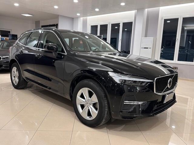 Volvo XC 60 XC60 B4 (d) AWD Geartronic Momentum Pro