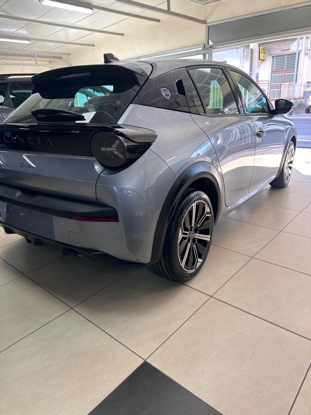 Lancia Ypsilon Hybrid 1.2 e-DCT 100CV KM0