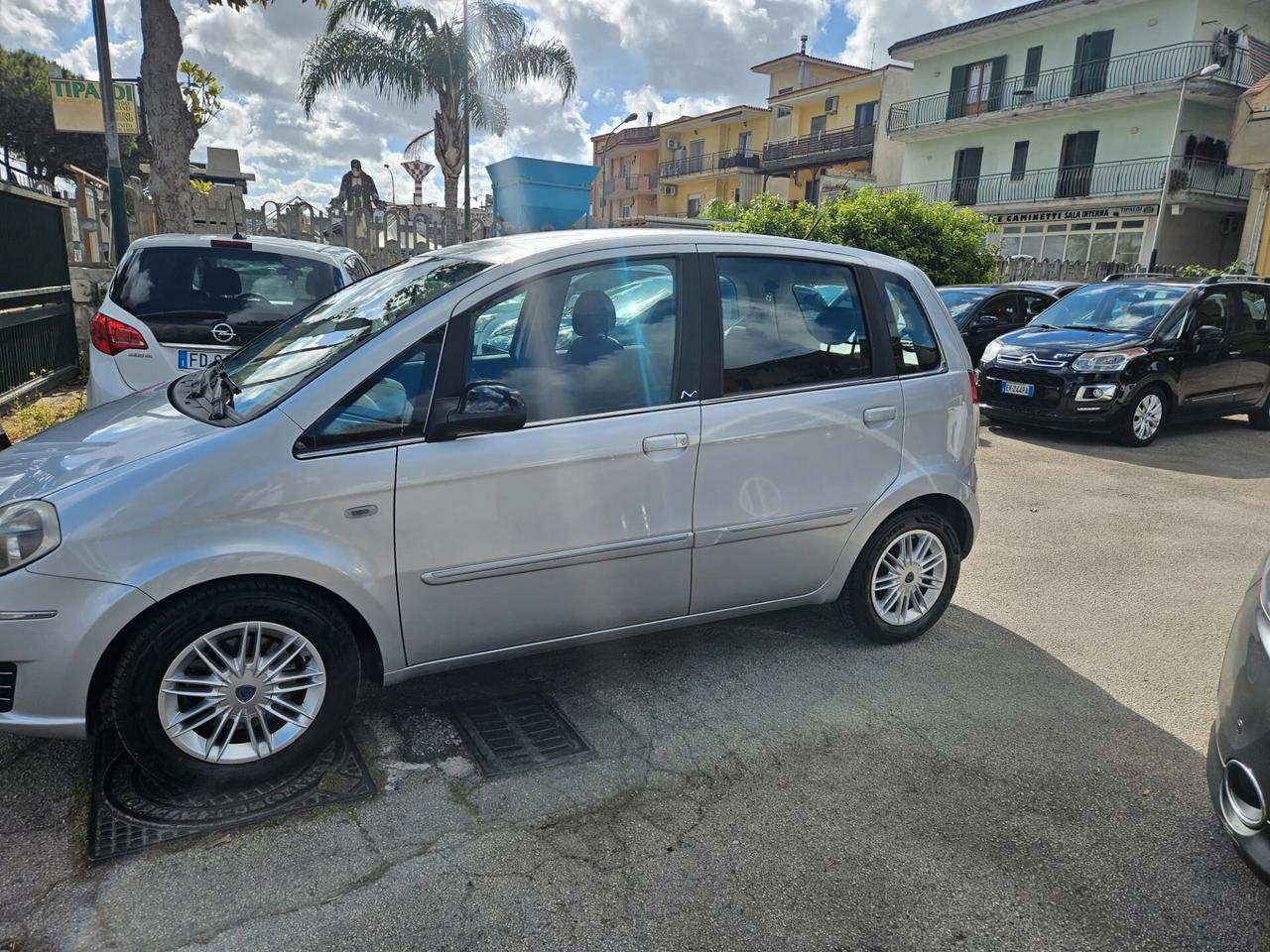 Lancia MUSA 1.3 Mjt Gold 2012