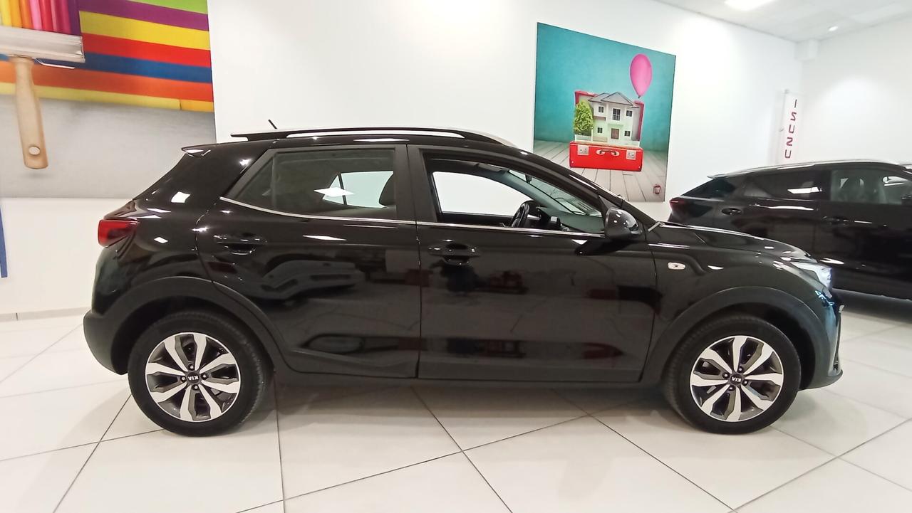 KIA STONIC 1.2 BZ - UNICO PROPRIETARIO - OK NEOP.