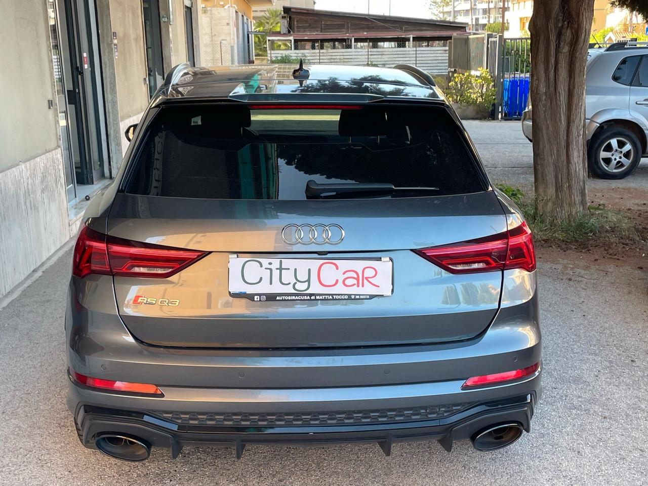 Audi Q3 RS Q3 quattro S tronic