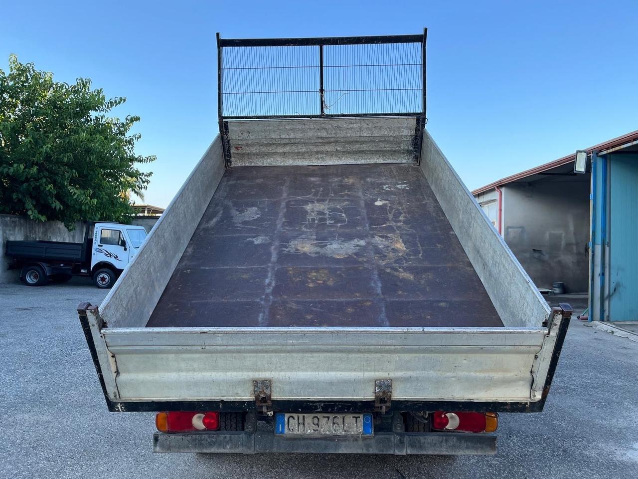 Isuzu “NPR77” cassone/rib.-3.0 TD-2003