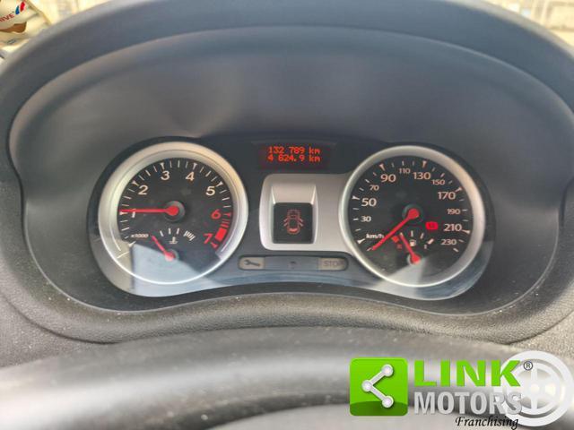 RENAULT Clio 1.2 16V 5 porte Luxe