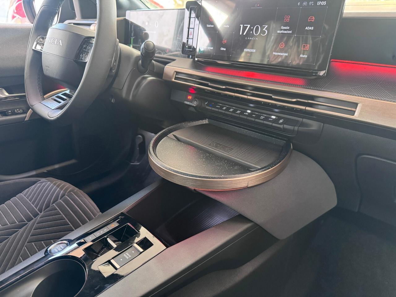 Lancia Ypsilon Hybrid e-DCT NUOVA