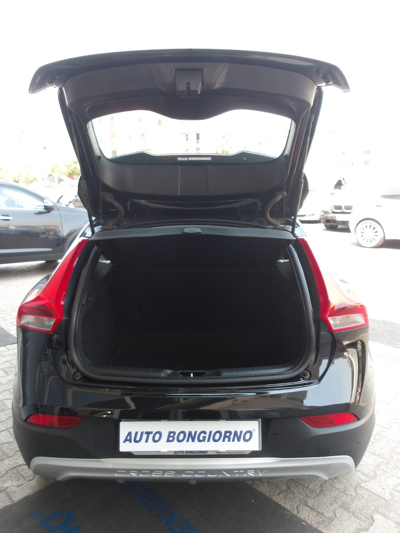 Volvo V40 Cross Country 1.6 d2 Volvo Ocean Race