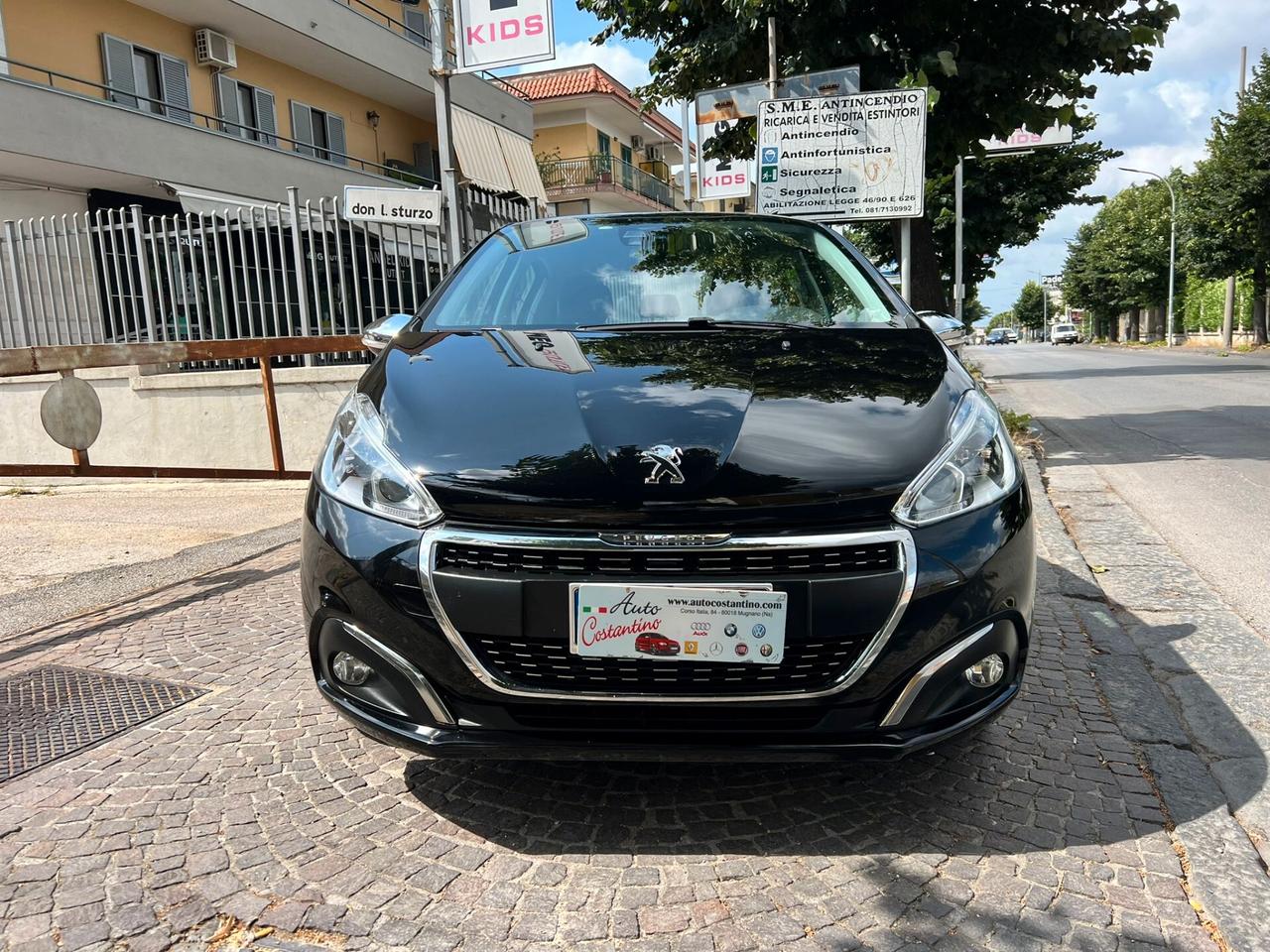 Peugeot 208 BlueHDi 75 5 porte Allure