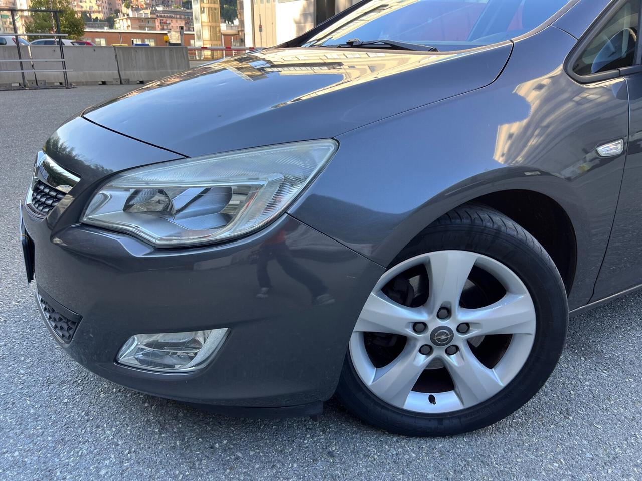 Opel Astra 1.7 CDTI 110CV 5 porte Cosmo
