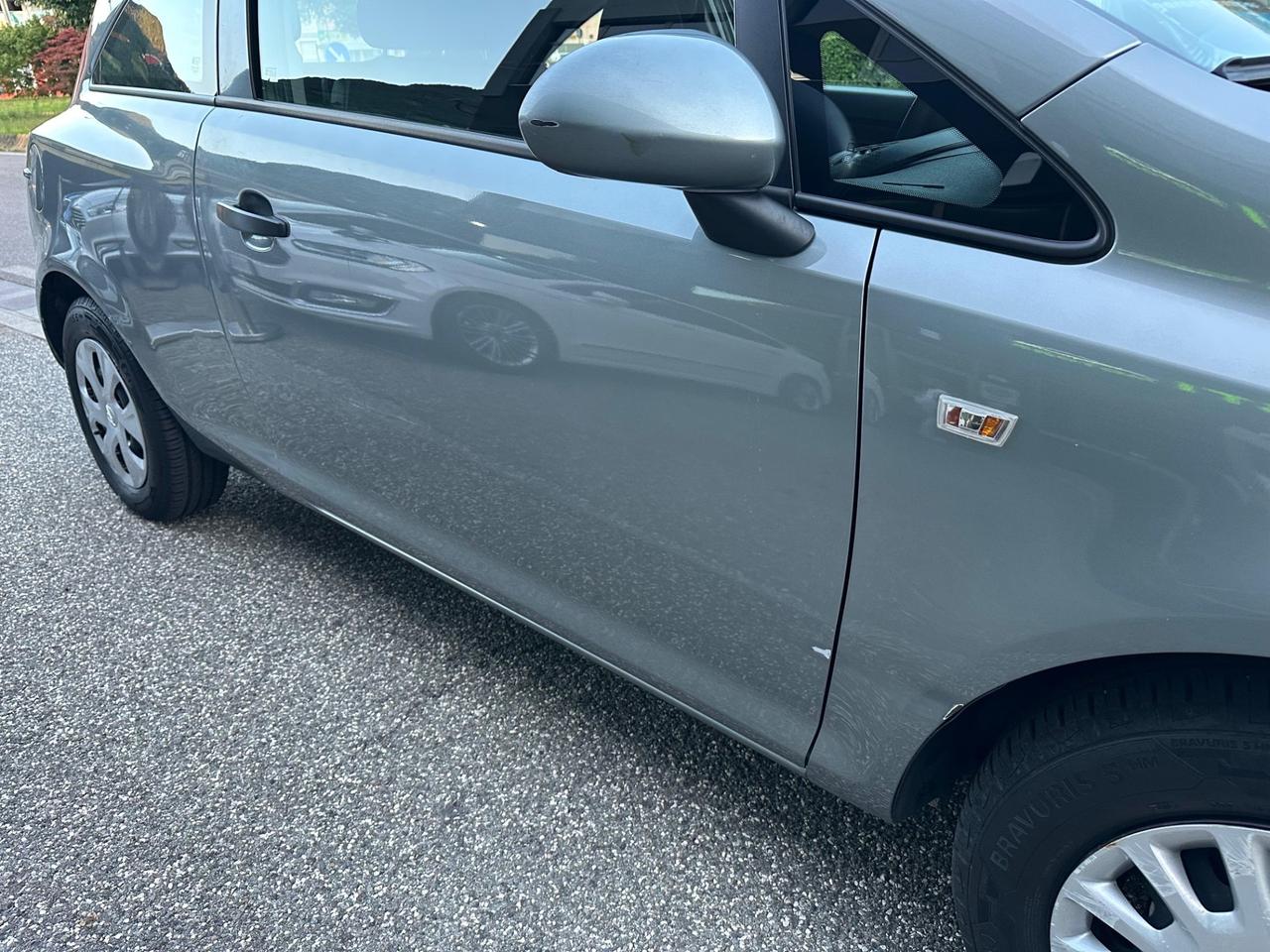Opel Corsa 1.0 12V 3 porte Elective