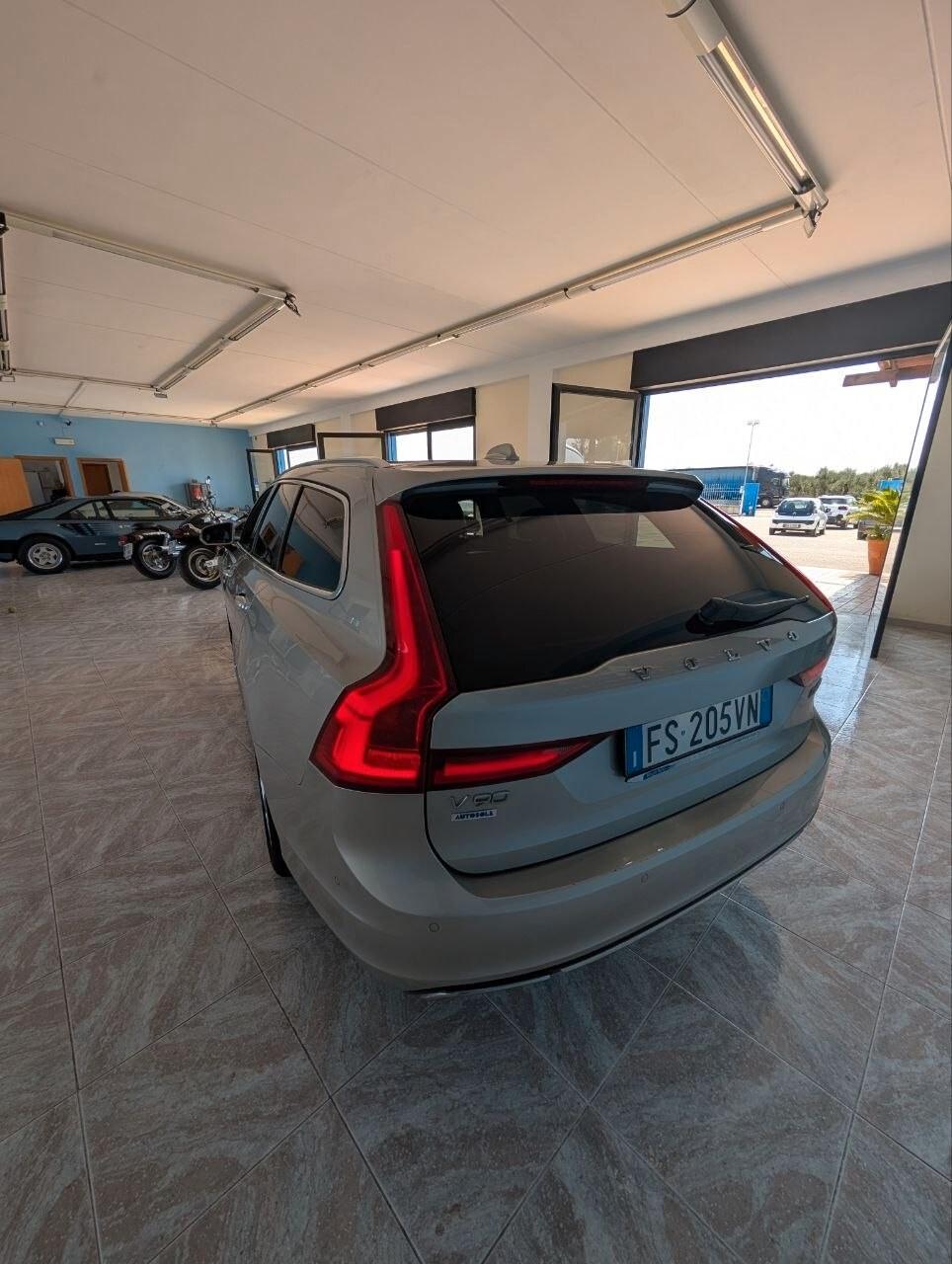 Volvo V90 D5 AWD Geartronic Inscription FULL OPT