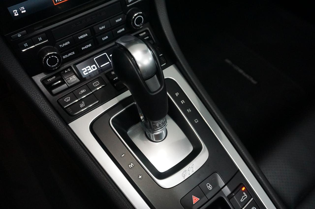 Porsche 911 3.0 Carrera Cabriolet 991