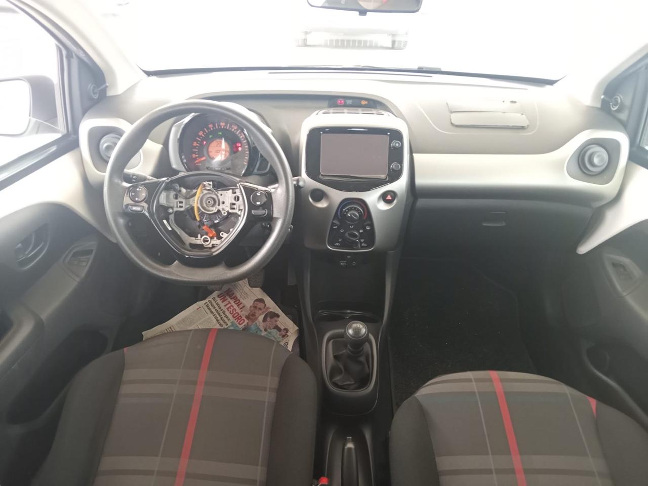 Peugeot 108 BENZ 1.0 C.V 68 PERFETT. MARCIANTE