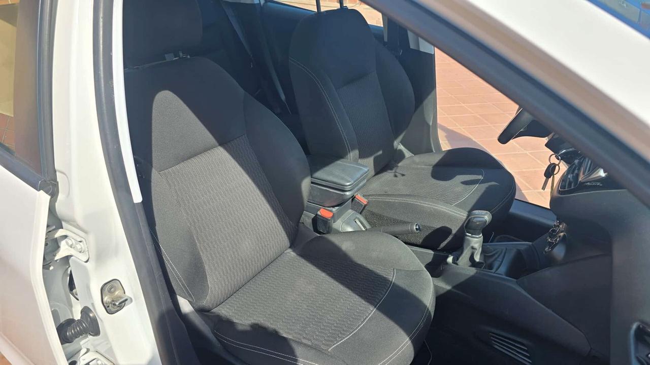 Peugeot 208 BlueHDi 75 5 porte allure