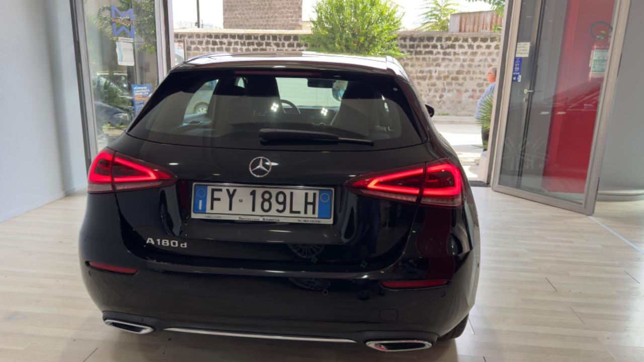 Mercedes-benz A 180 A 180 d Automatic Premium