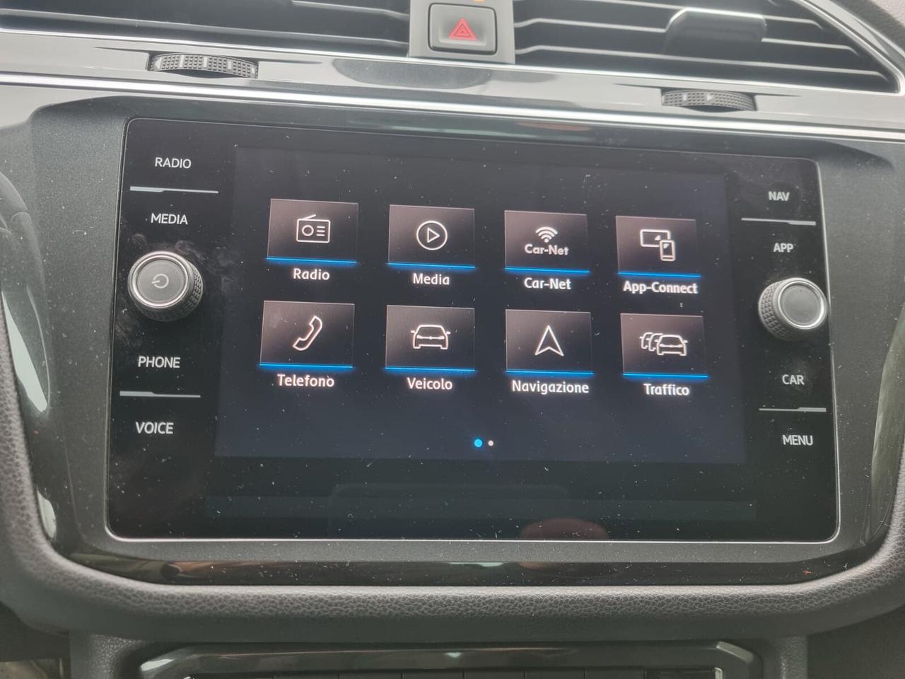 Volkswagen Tiguan 2.0 TDI SCR DSG 4MOTION Business BMT
