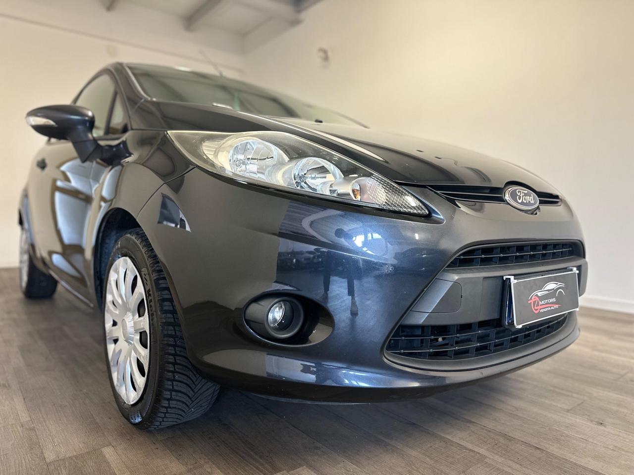 Ford Fiesta 1.4 3 porte Bz.- GPL Titanium NEOPATENTATI