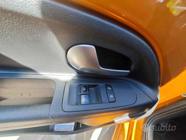VOLKSWAGEN up! 1.0 5p take up! NEOPATENTATI