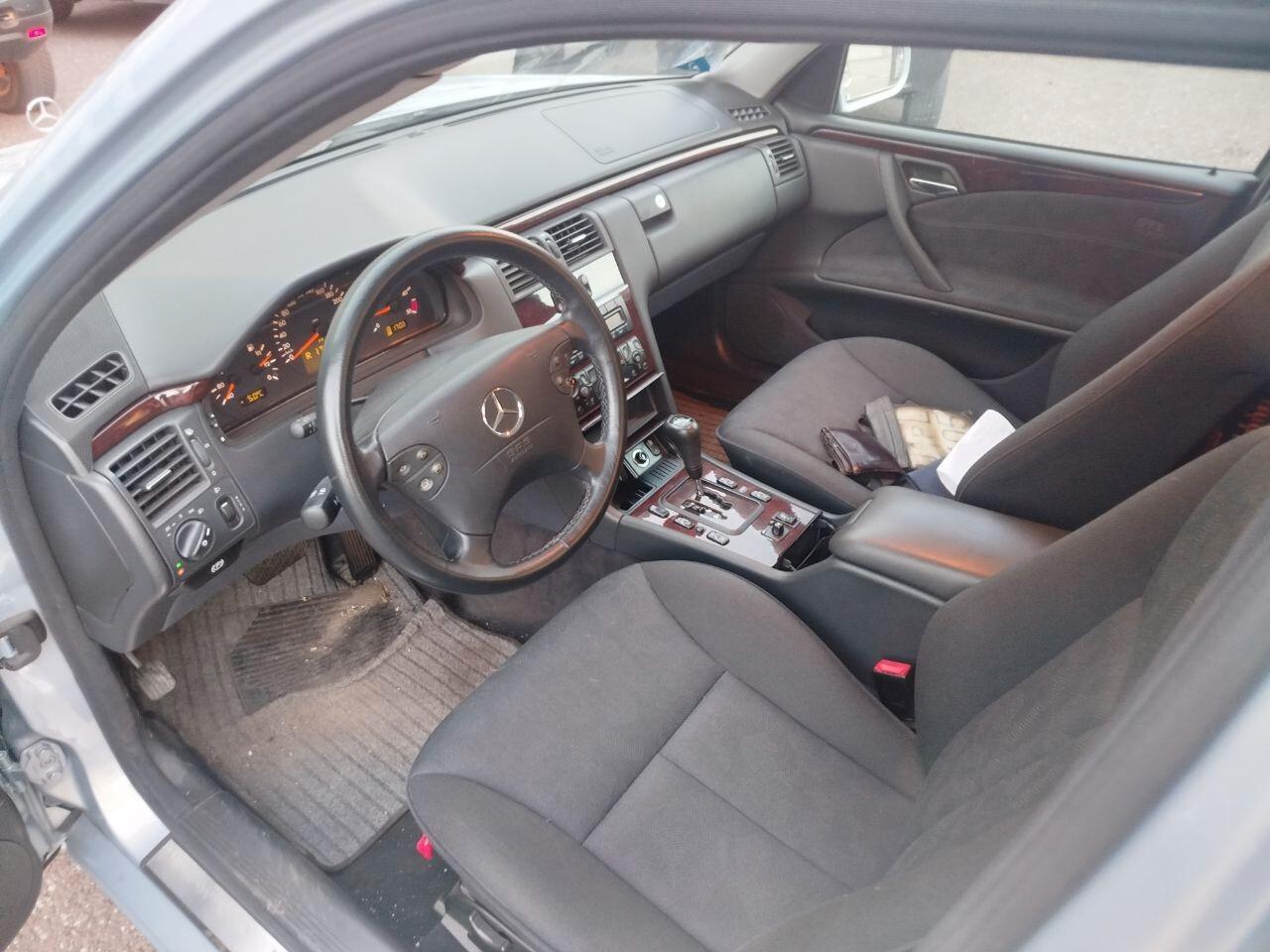 Mercedes-benz E 270 CDI cat S.W. CARROFUNEBRE