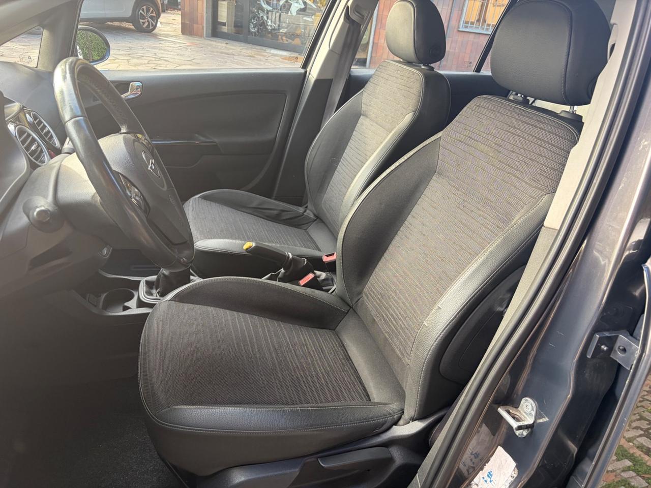 Opel Corsa 1.2 85CV 5 porte GPL-TECH Edition NEOPATENTATI