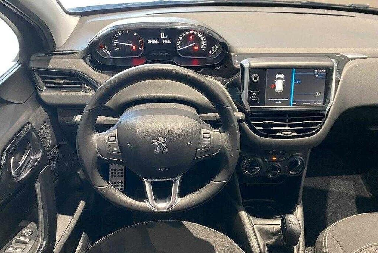Peugeot 208 1.2 benzina km 70000 con garanzia