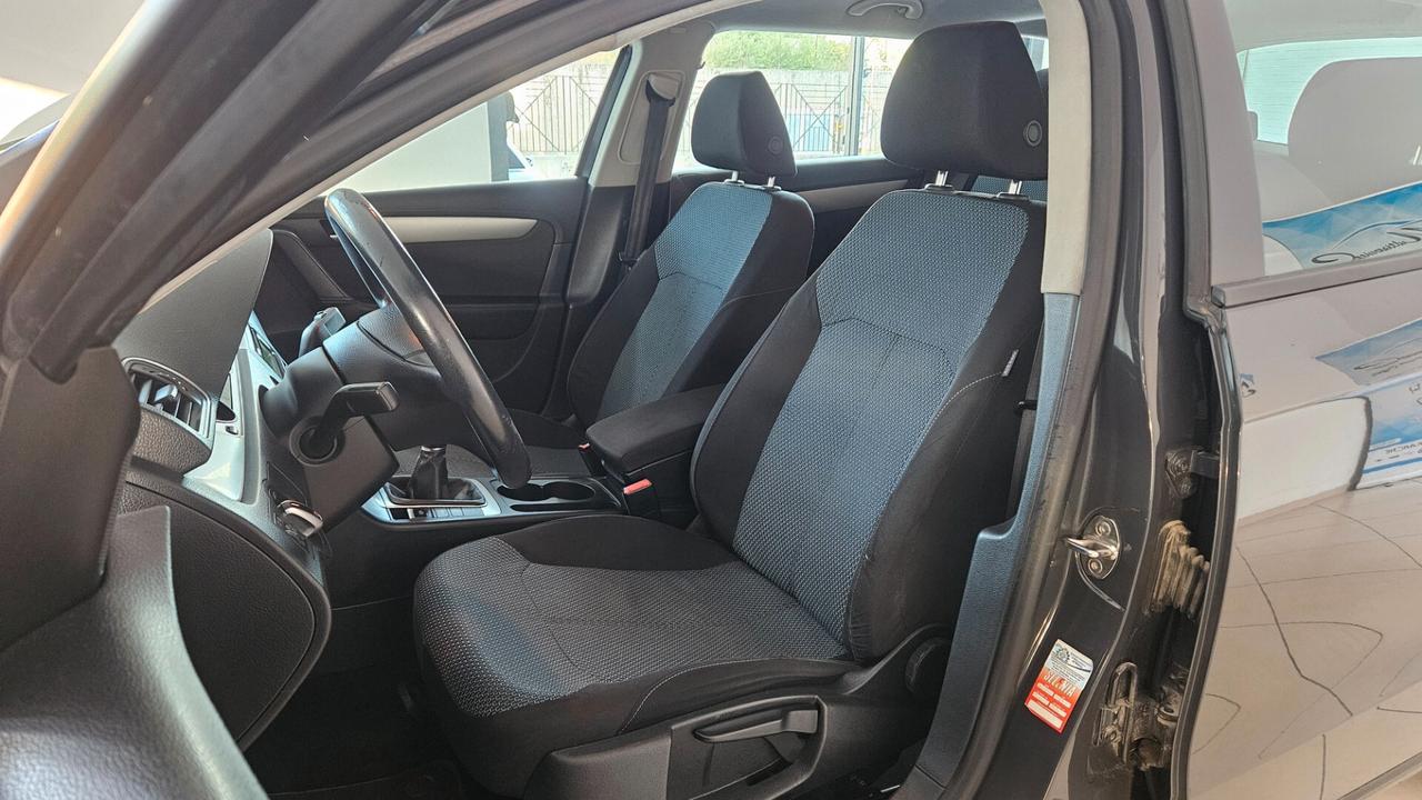 Volkswagen Passat Var. Bs. 1.6 TDI Comfortline