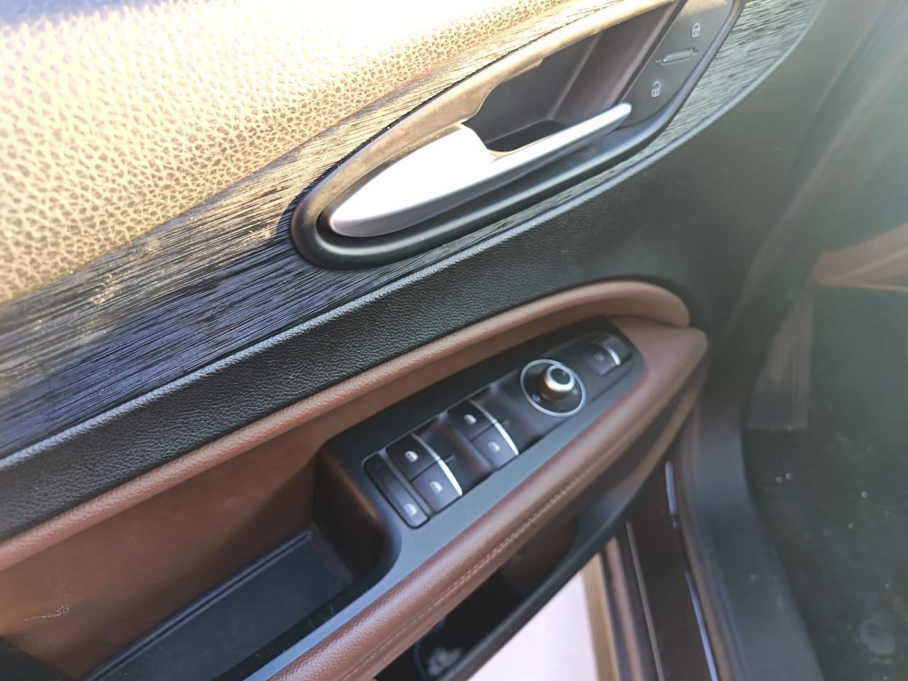 Alfa Romeo Stelvio 2.2 Turbodiesel 210 CV AT8 Q4