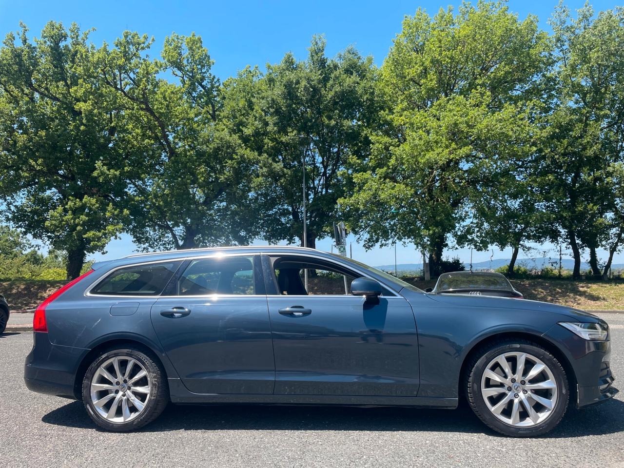 Volvo V90 D5 AWD Geartronic R-design