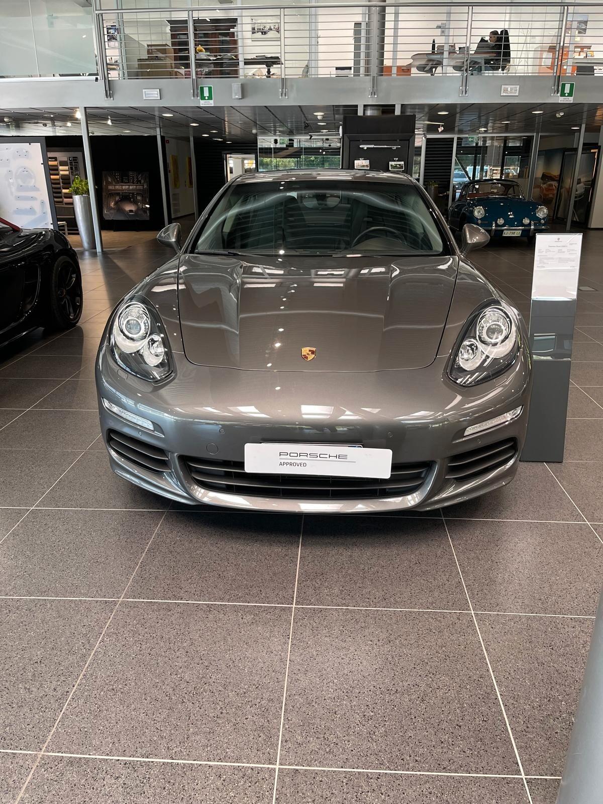 Porsche Panamera 3.0 Diesel 300 cv