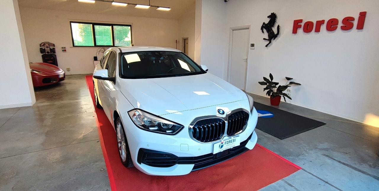 Bmw 116 116d 5p. Business Advantage