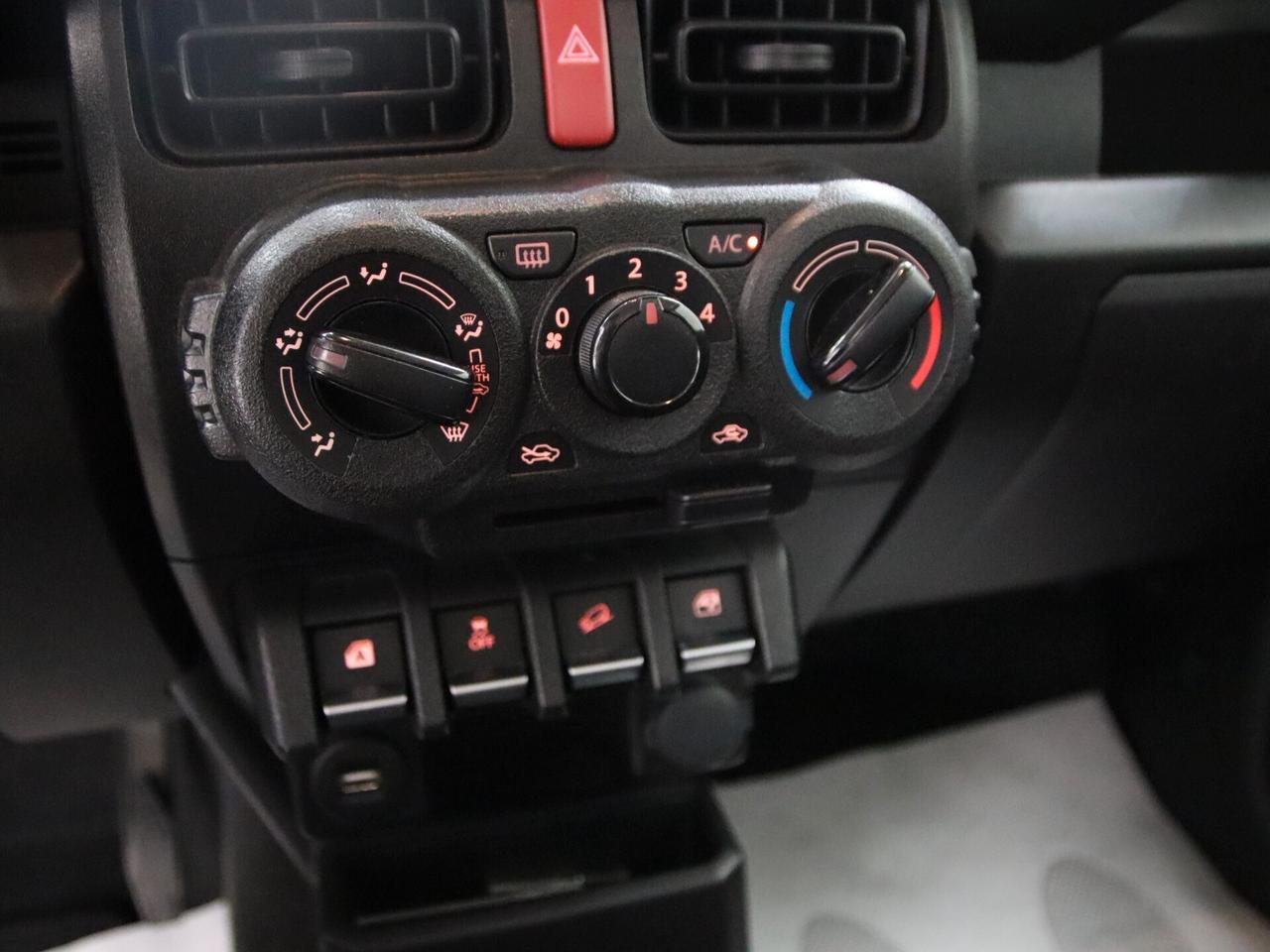 Suzuki Jimny IV 2023 1.5 Pro 4wd allgrip * SOLI 58.000 KM *
