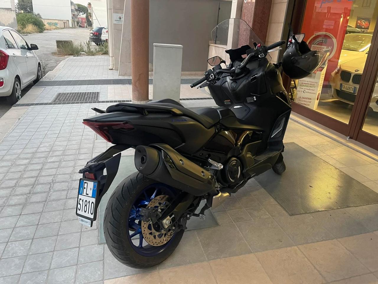 Yamaha T Max 560